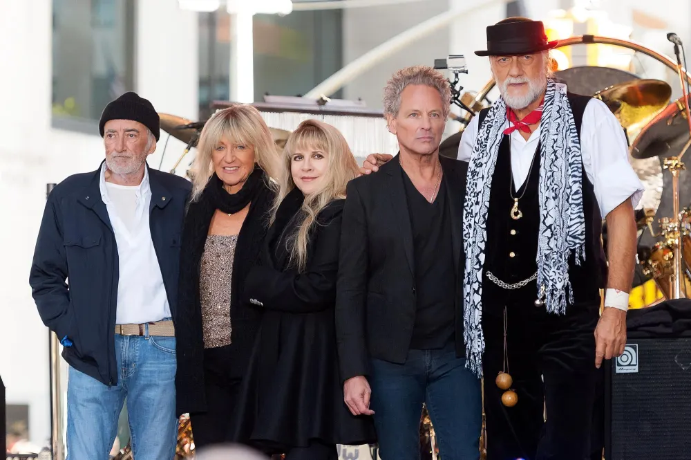 Fleetwood Mac s Rumours Turns 48 The Stories Behind Every Classic Song 731