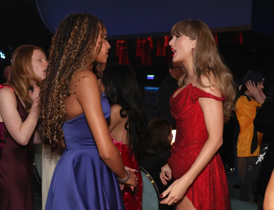 Blue Ivy Carter and Taylor Swift
