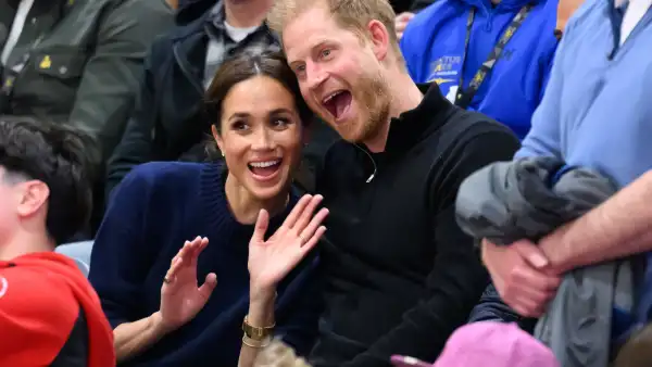 Prince Harry Playfully Invites Horrified Meghan Markle to Sing on Stage at Invictus Games