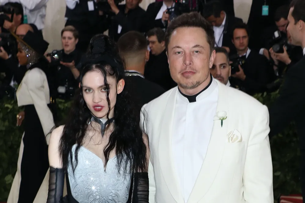 955830346 Grimes se pronuncia despu&eacute;s de que Elon Musk lleva a su hijo peque&ntilde;o a la Oficina Oval