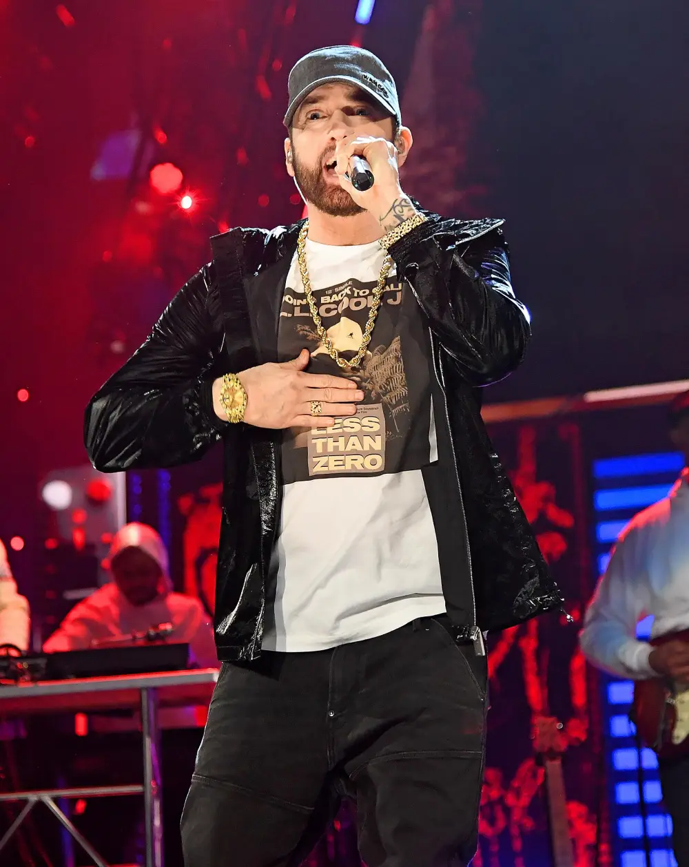 How Much Musicians Get Paid for a Feature on Other Artists Songs