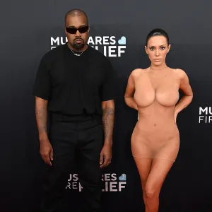 How Style Experts Reacted to Bianca Censori s Naked Grammys Dress 739 GettyImages 2197300103 (1)