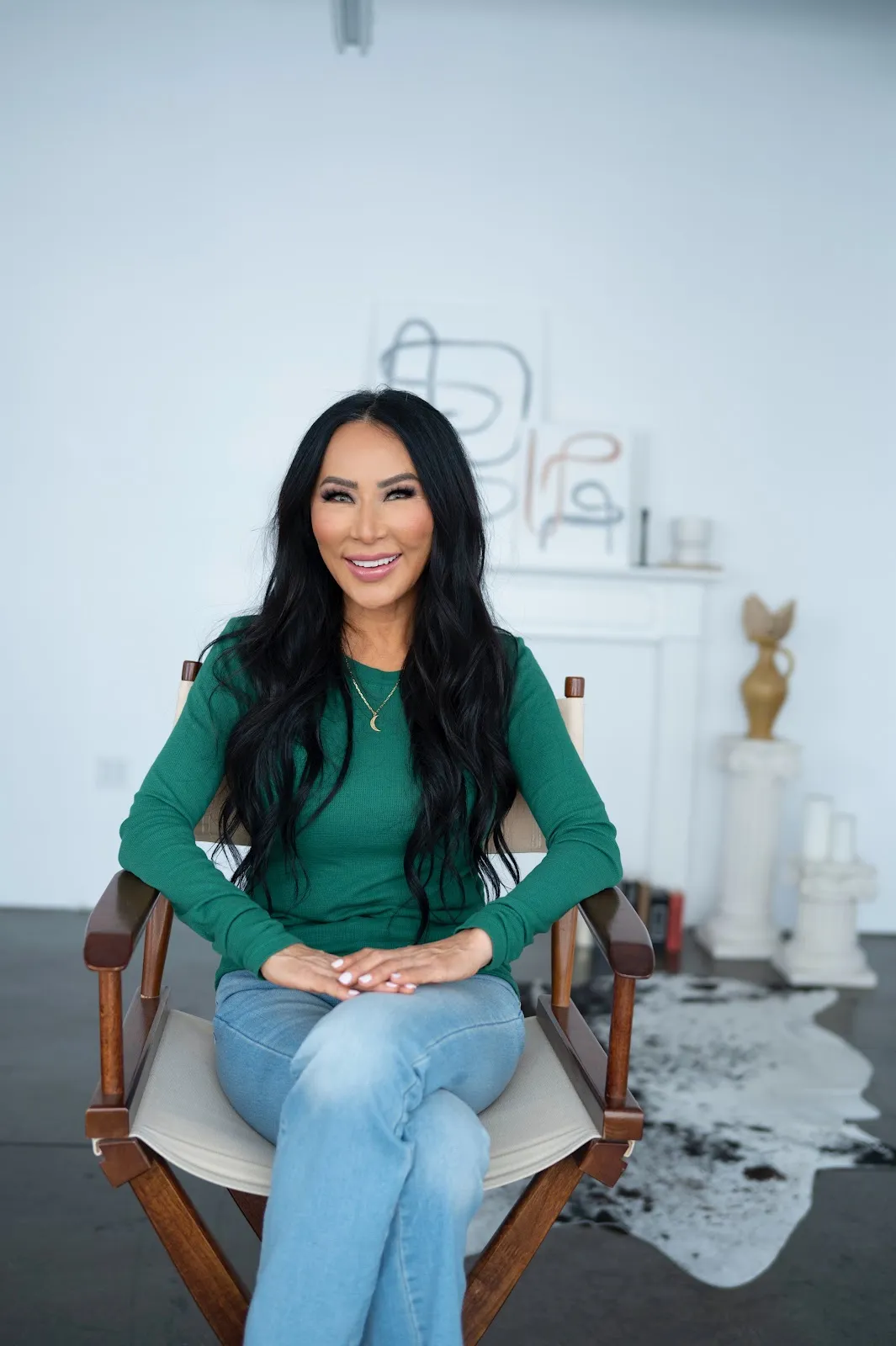 Mindset coach and friendship expert Shari Leid portrait