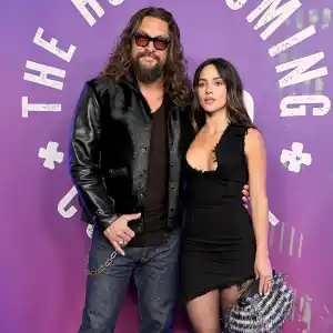 Jason Momoa and Girlfriend Adria Arjona Make Red Carpet Debut at 'SNL50' Replica Luxury Handbagcoming Concert