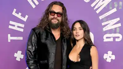 Jason Momoa and Girlfriend Adria Arjona Make Red Carpet Debut at 'SNL50' Replica Luxury Handbagcoming Concert