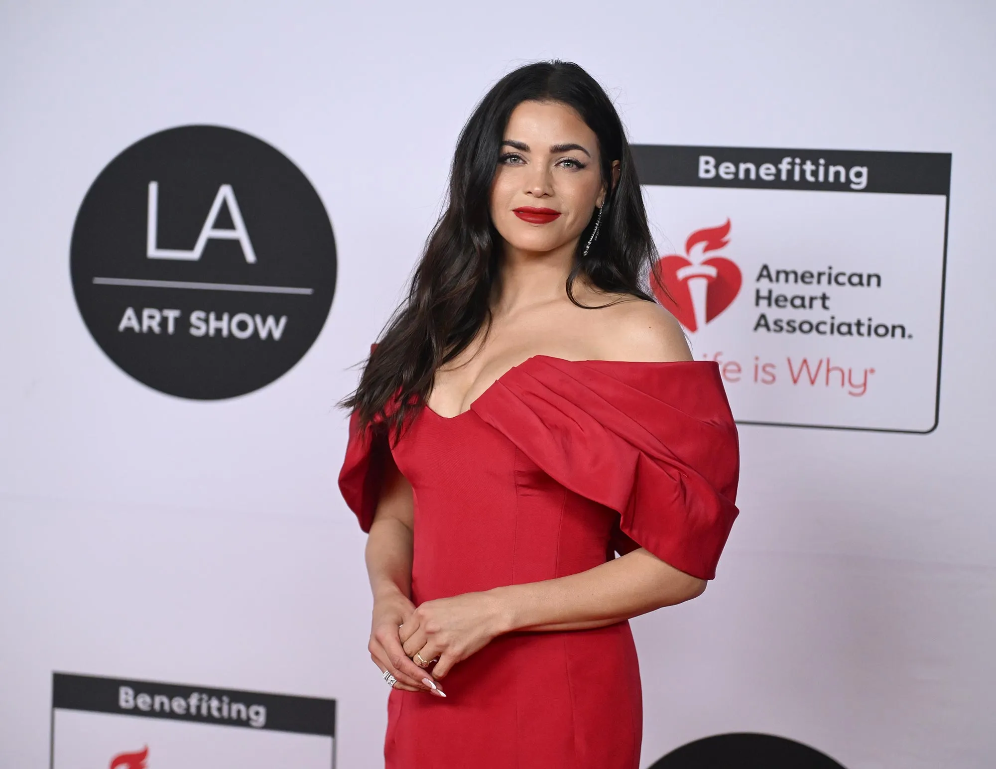 Jenna Dewan Jokes The Rookie Team Gave Up Trying to Hide Her Baby Bump