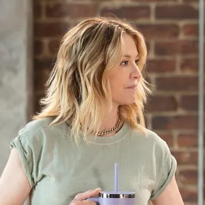 Jenna Elfman Breaks Down How Shifting Gears Debut Featured an Easter Egg About Her Career