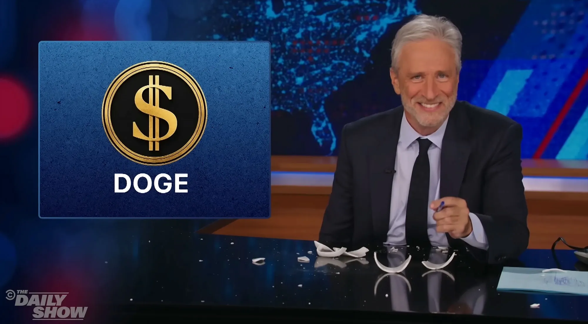 Jon Stewart Suffers Bloody Injury in Daily Show Mishap 3