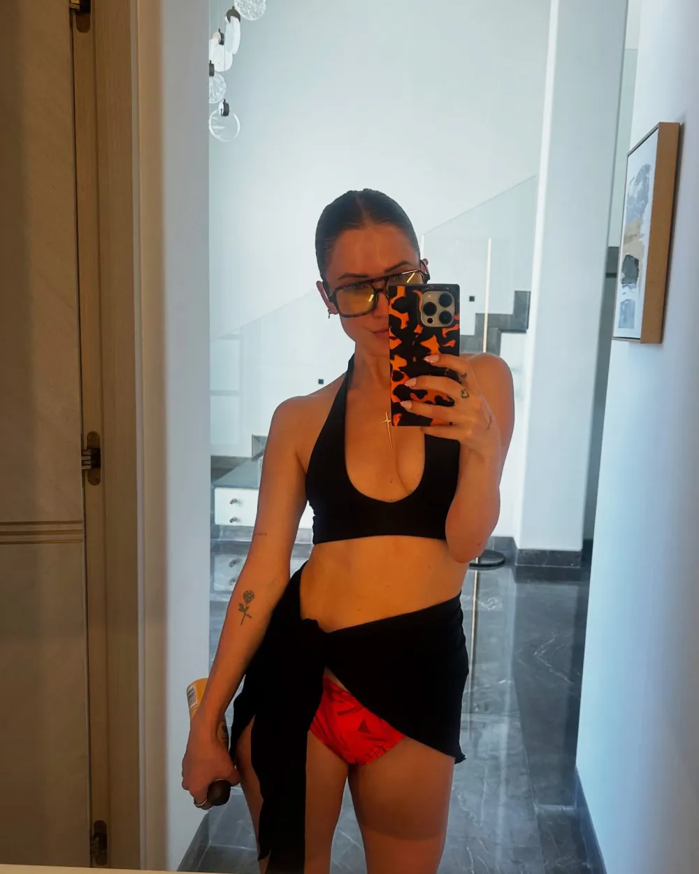 Kaitlyn Bristowe Posts Bikini Pic While Sharing She Has Body Dysmorphia