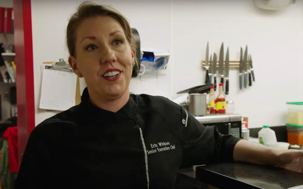 Kansas City Chiefs Team Chef Was Taken Aback By Taylor Swifts Kindness and Authenticity