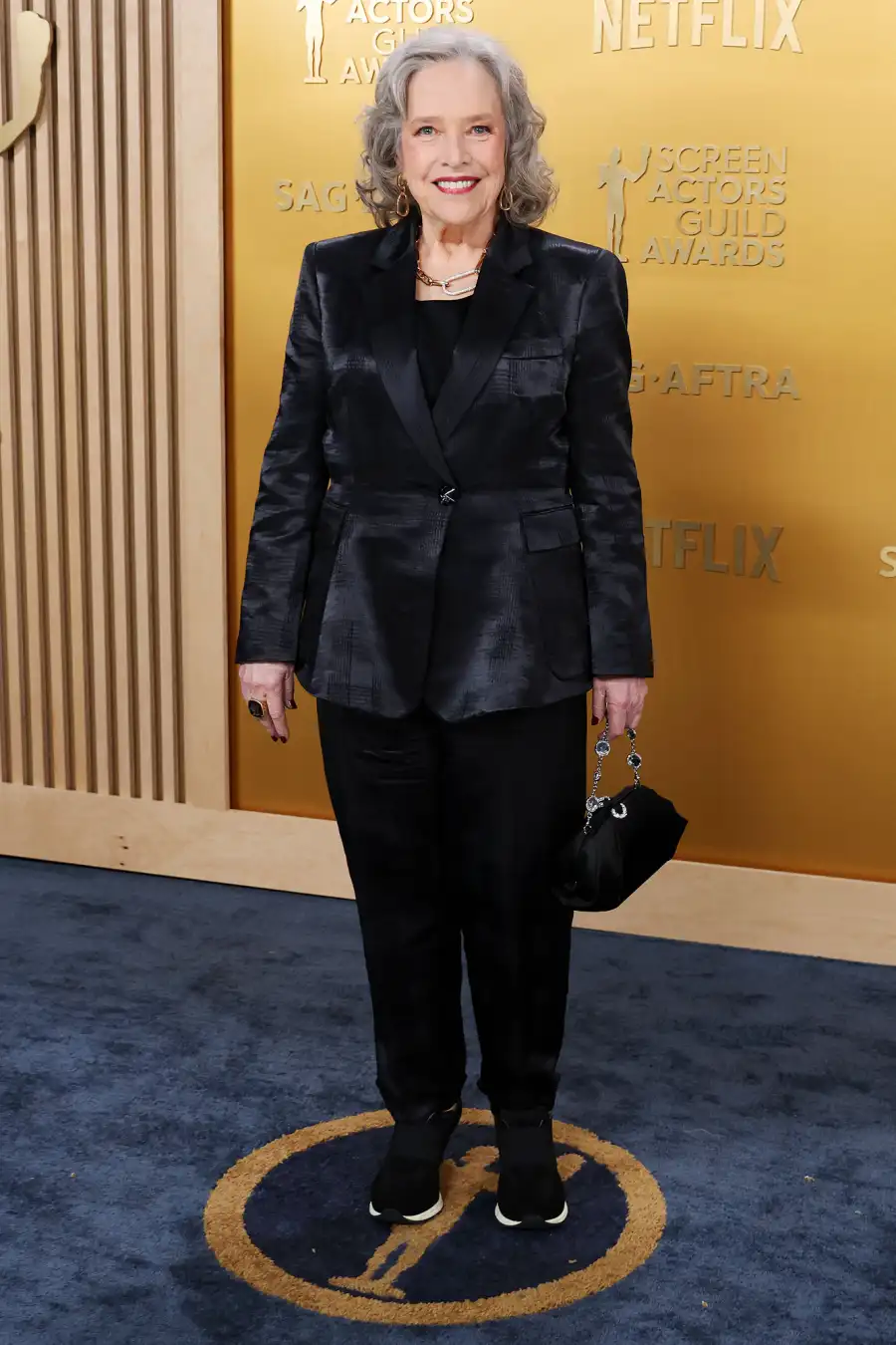 Kathy Bates Arrival Red Carpet 31st Annual Screen Actors Guild Awards 2025 SAG