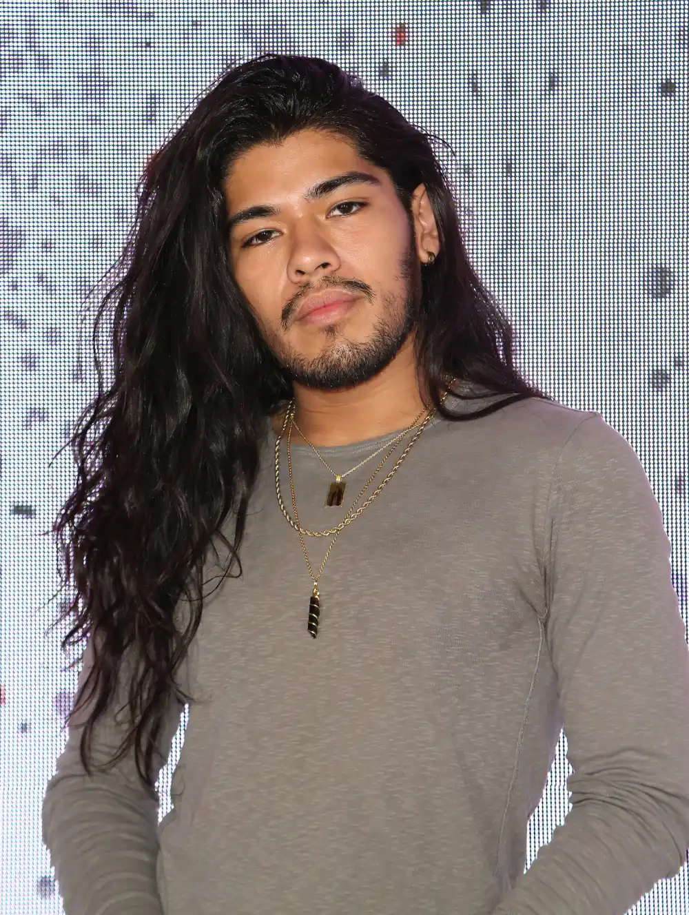 Kylie Jenner Is Paying Funeral Expenses for Late Hairstylist Jesus Guerrero 2