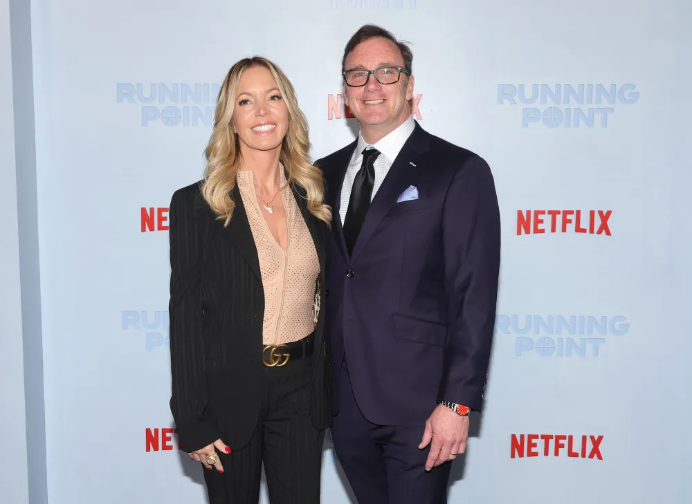 Lakers Owner Jeanie Buss and Husband Jay Mohr Live on Different Floors I Like My Space