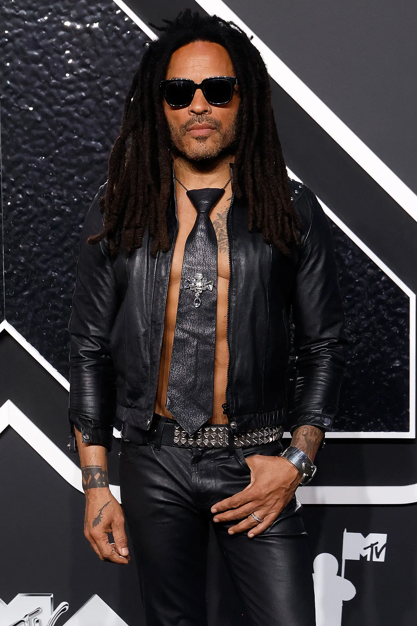 Lenny Kravitz Has Been Single for 10 Years: ‘I’m Good on My Own’
