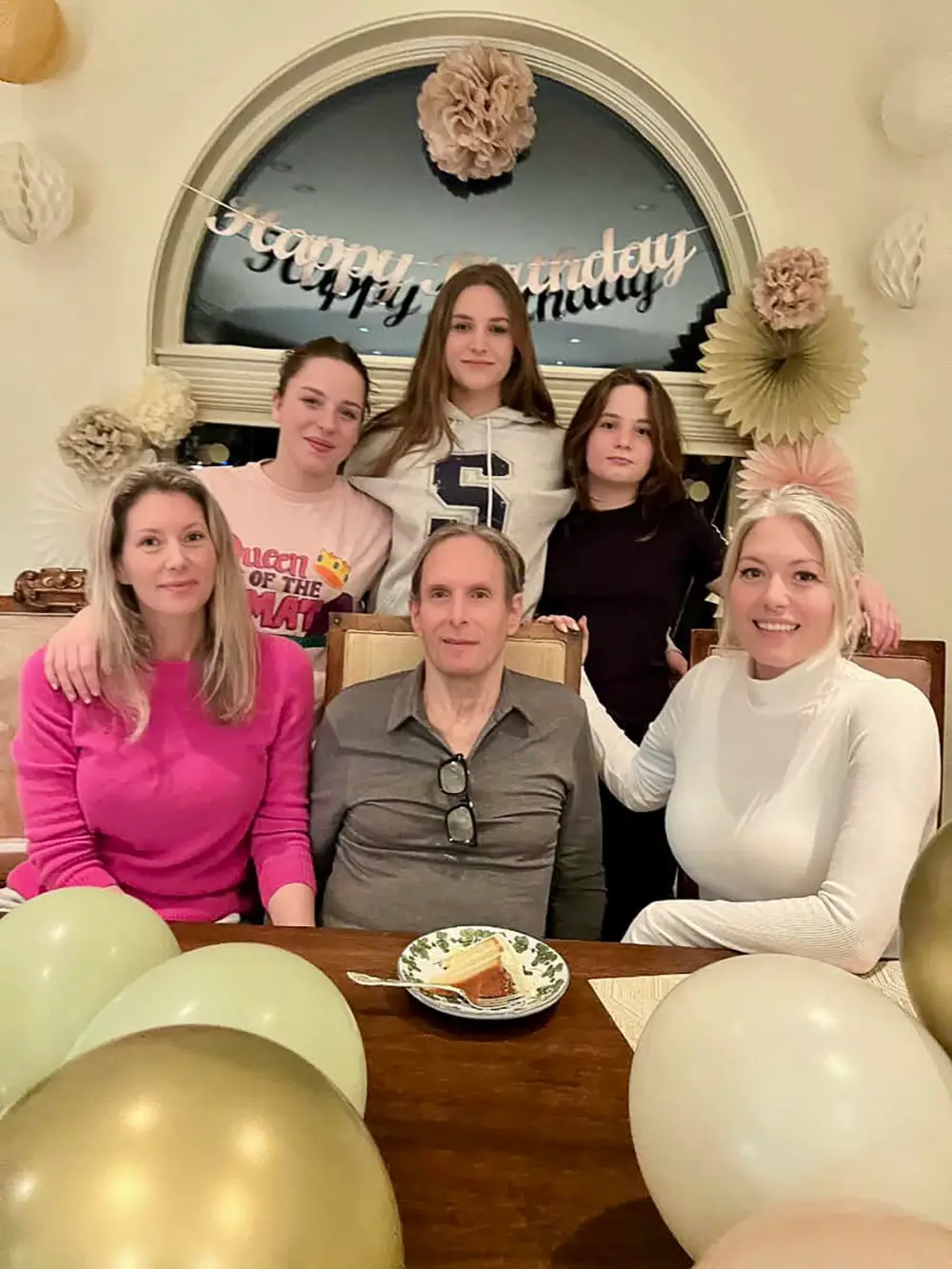 Michael Bolton Shares Rare Photo With Kids and Grandchildren After Brain Tumor Diagnosis