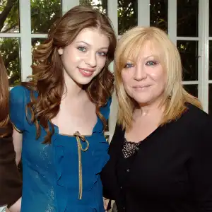 Michelle Trachtenbergs Mother Found Her in New York City Apartment