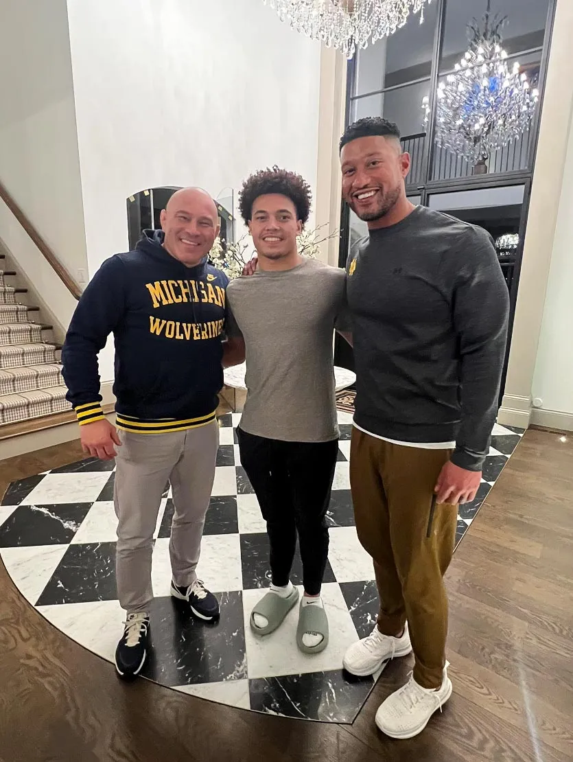 Notre Dame s Marcus Freeman and Son Vinny Had Recruiting Meeting with University of Michigan 760