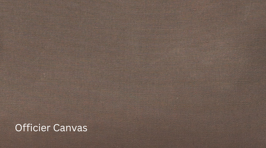 Officier Canvas