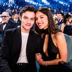 Olivia Rodrigo and Boyfriend Louis Partridge Are All Smiles at 2025 Grammys
