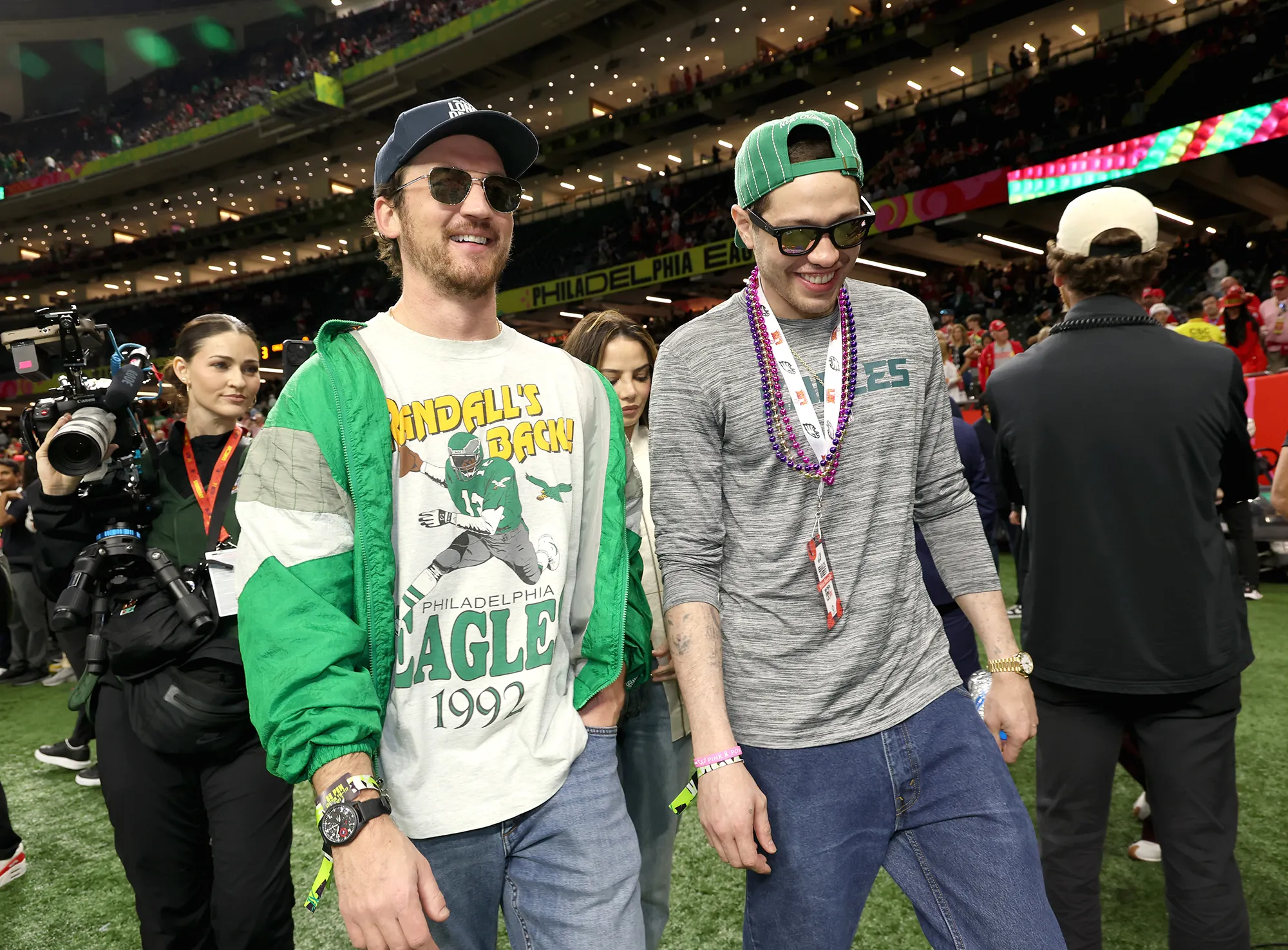 Pete Davidson Shows Off Ink-Free New Look Alongside Miles Teller at Super Bowl 2025
