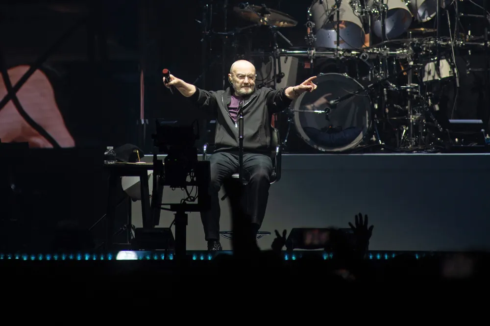 Phil Collins Offers Heartbreaking Health Update