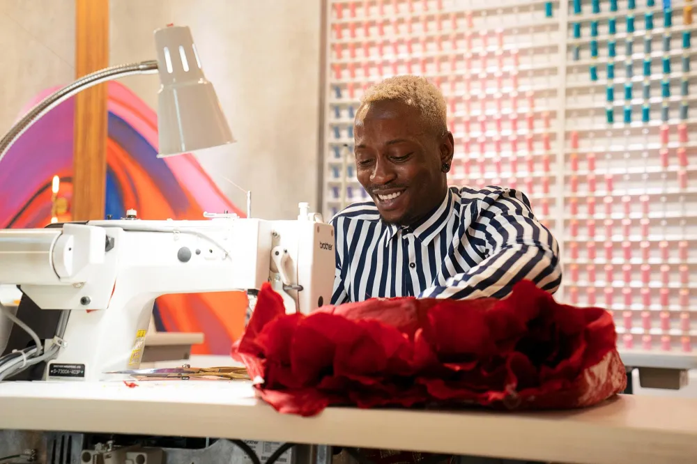 Project Runway Alum ShaVi Lewis Dead The Season 18 Designer Was 38 278