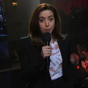 Promo How Aubrey Plaza SNL 50 Tie Dye Shirt Honors Late Husband 2