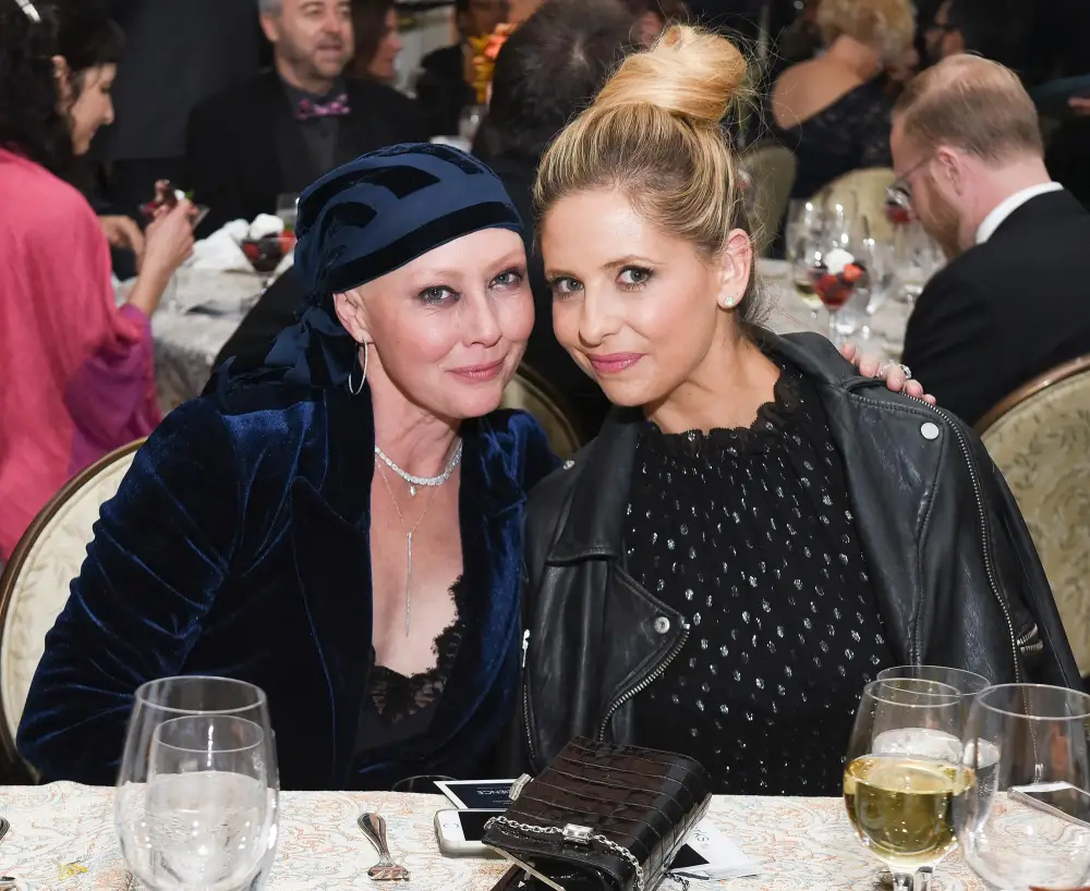 Sarah Michelle Gellar Posts Pic with Michelle Trachtenberg and Shannen Doherty After Their Deaths