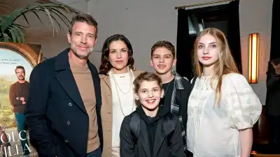 Scott Foley Family Guide