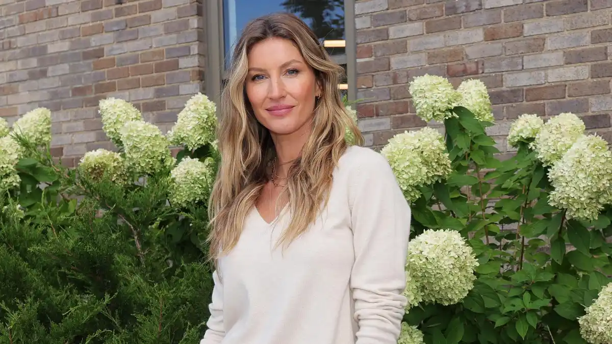 Sex Middle Name of Gisele Bundchen and BF Joaquims Baby Revealed Report