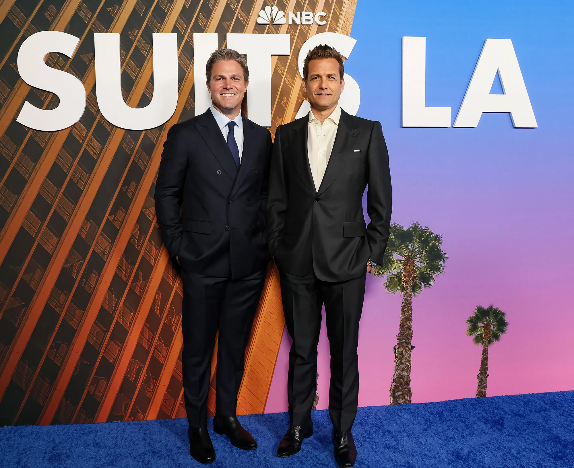 Suits Gabriel Macht Poses With Stephen Amell at Suits LA Premiere