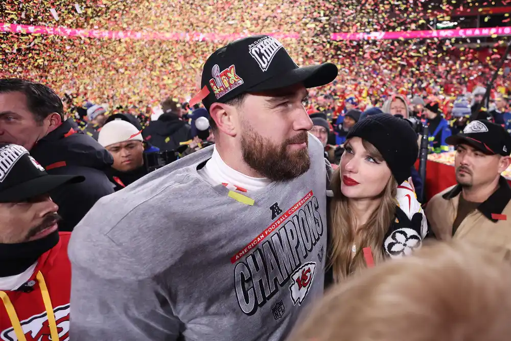 Taylor Swift Tipped Security Guards Who Stayed Late at Yankees Game With Travis Kelce