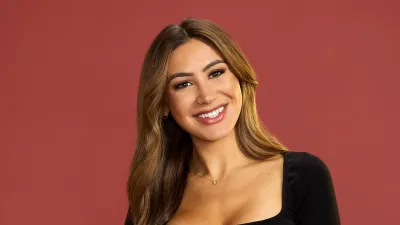 The Bachelor Season 29 Contestant Juliana Passquarosas Family Guide