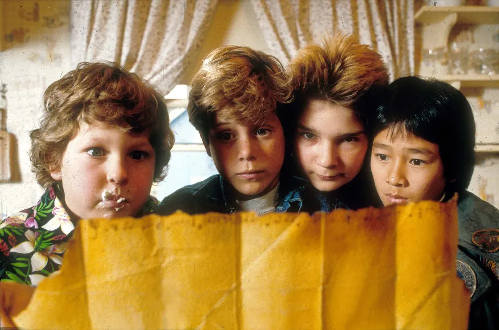 The Goonies Cast Have 40th Anniversary Reunion To Celebrate Ke Huy Quans Hollywood Milestone
