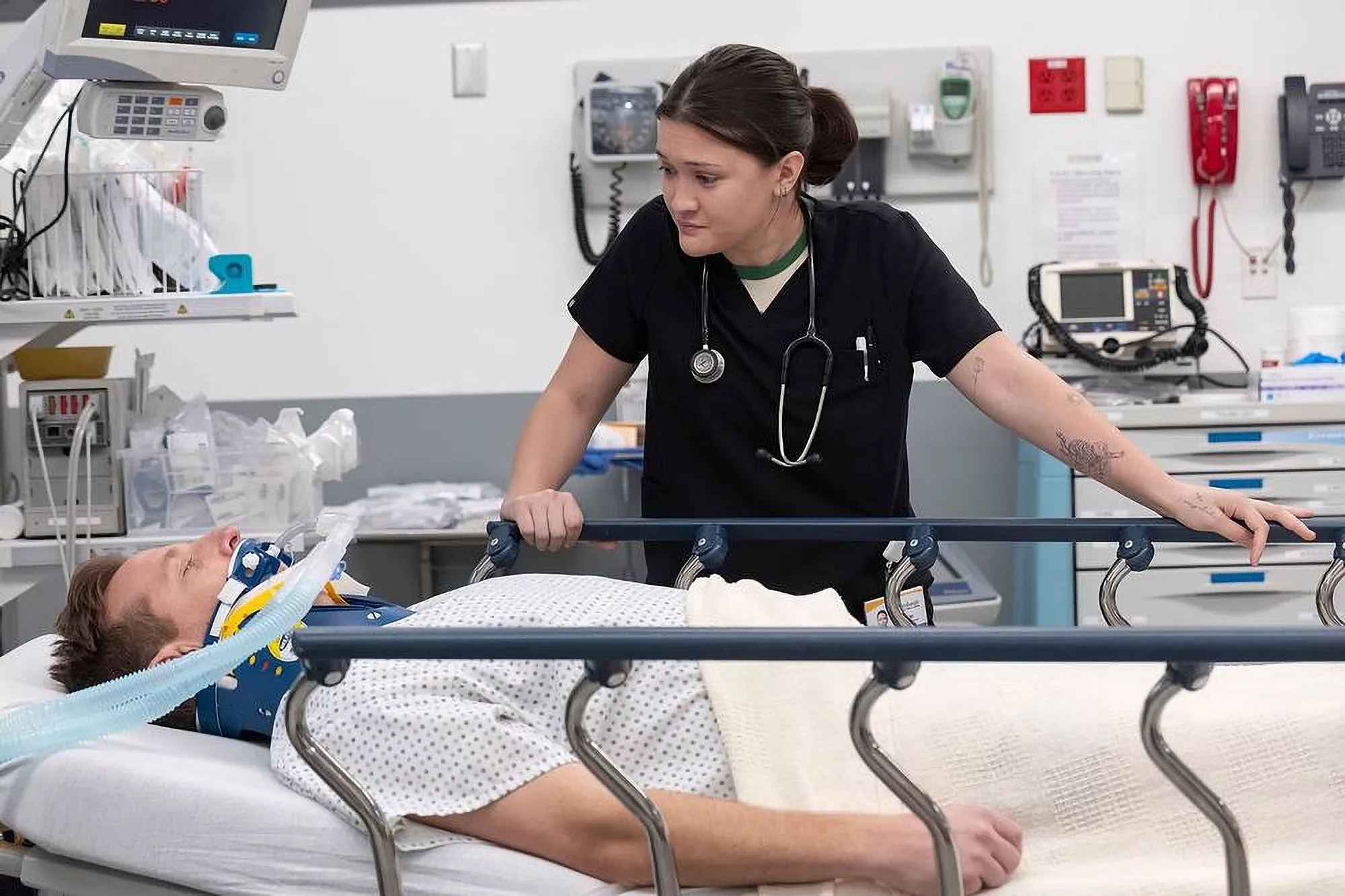 The Pitt Isa Briones Appreciates That Santos Speech About Potential Sexual Assault Didnt Feel Forced