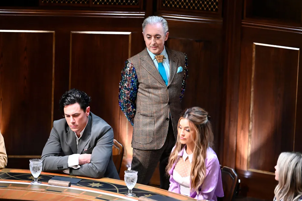 Tom Sandoval Alan Cumming Chrishell Stause The Traitors Traitors Host Alan Cumming Did Not Know About Scandoval