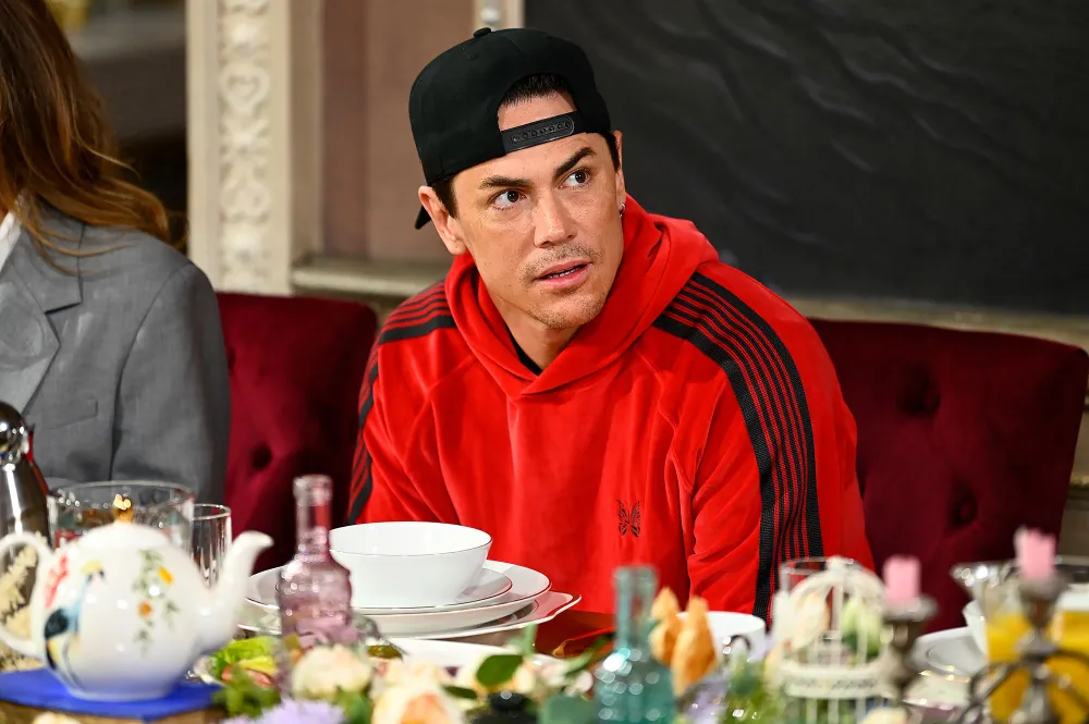 Tom Sandoval The Traitors Traitors Host Alan Cumming Did Not Know About Scandoval