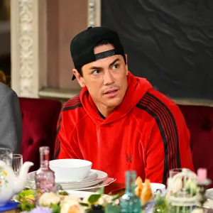 Traitors Tom Sandoval Accidentally Says Girls Are Historically Better Cheaters After VPR Scandal 305