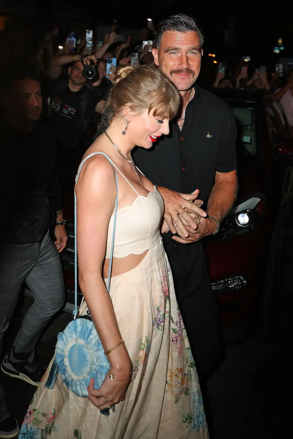 Travis Kelce Says Girlfriend Taylor Swift Has Music for Every Mood 2