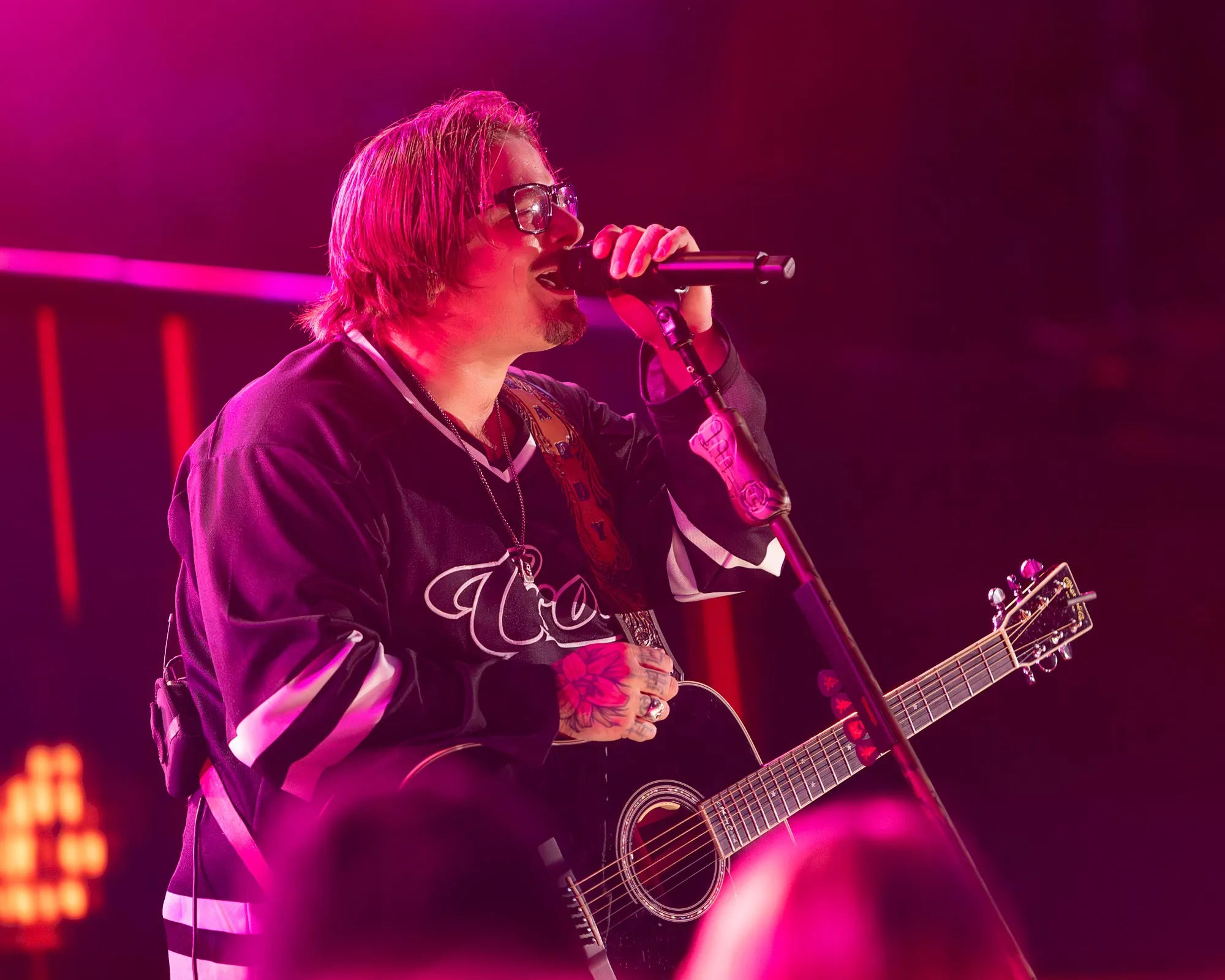 Luxury Handbag Shopping s Backstage Pass Hardy Shares His Pre Show Shot Preferences Wildest Autograph Moment 565