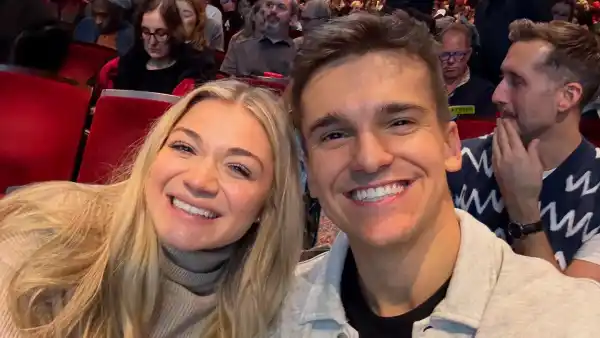 Why Matt and Abby Howard Arent Sleeping in Same Bed