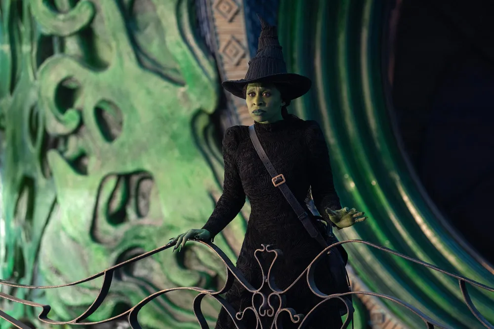 Wicked Costume Designer Opens Up About the Inspiration Behind the Movie s Wardrobe 926