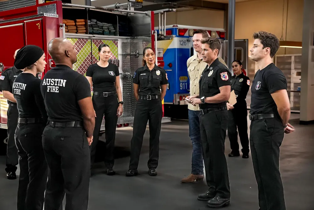 Would Rob Lowe Reprise 9 1 1 Lone Star Role as Owen in the Future After Finale