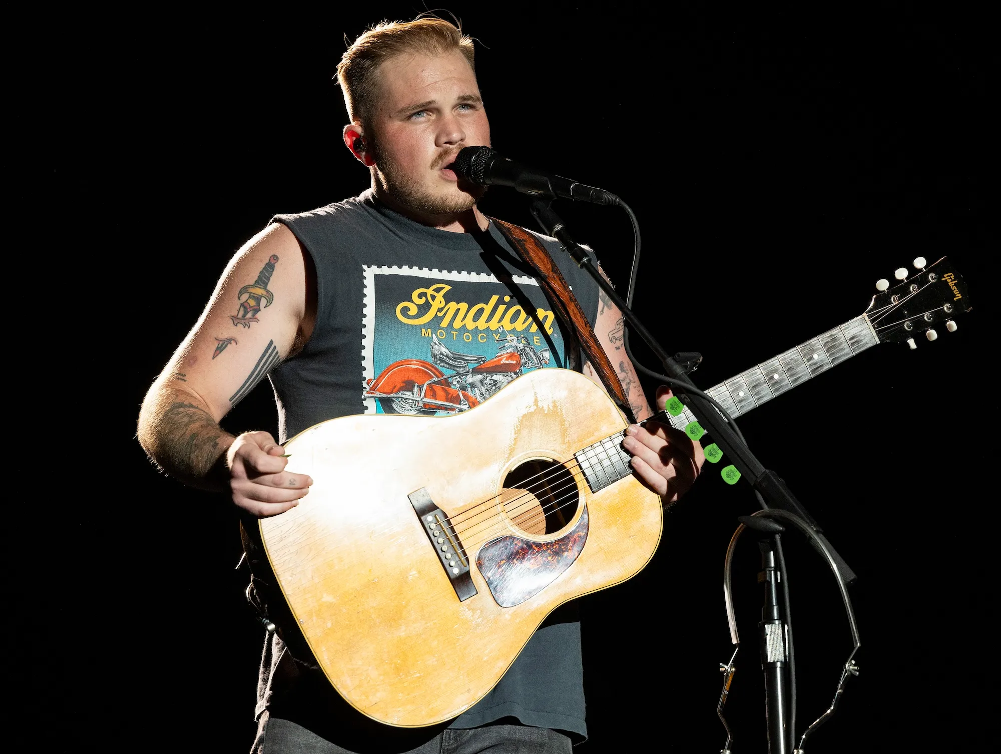 Zach Bryan Fighting With Patrons at NYC Bar