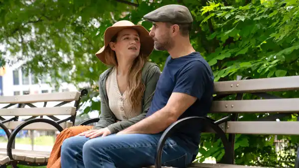 Big Family Big City Star Amber de la Mottes Recalls Feeling Brainwashed by Conservative Church