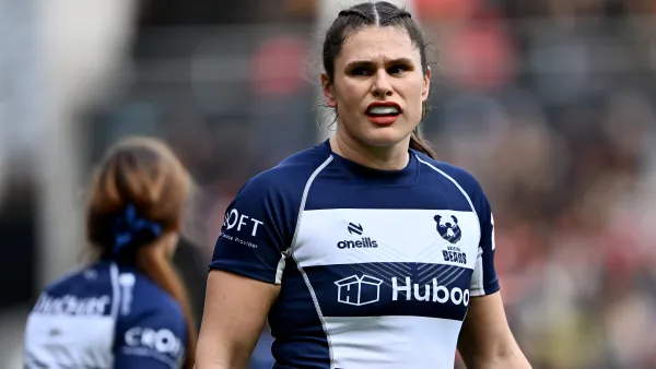 2192510228 ilona maher twins with young fan