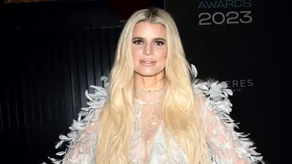 Jessica Simpson Drops 1st New Song in Nearly 15 Years