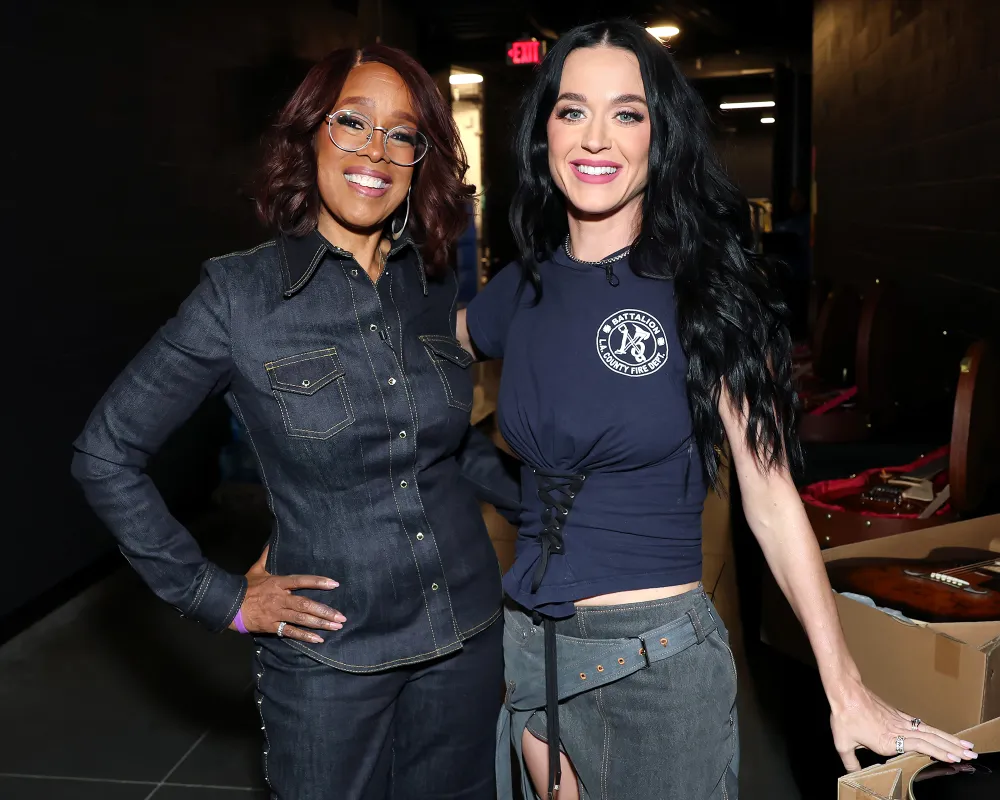 Katy Perry and Gayle King Among Blue Origin Rocket Crew in All-Women Mission to Space
