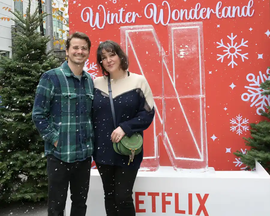 Melanie Lynskey and Jason Ritter Relationship Timeline From Costars to Parents and Beyond