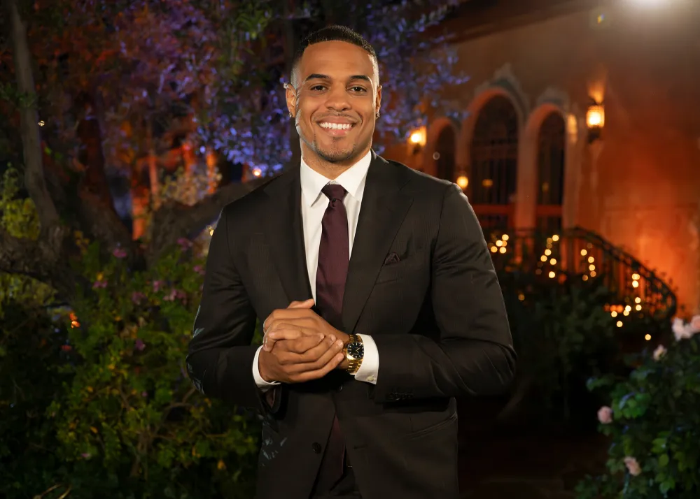 The Bachelor Recap Rose Self Eliminates From Grant Season After Drama With Carolina